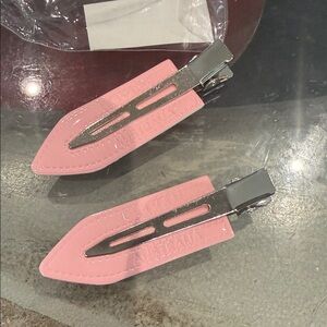 Eleven pink Hair Clips